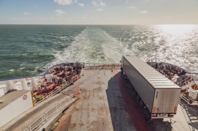 Organizarea transportării încărcăturilor peste trecerile cu bacul